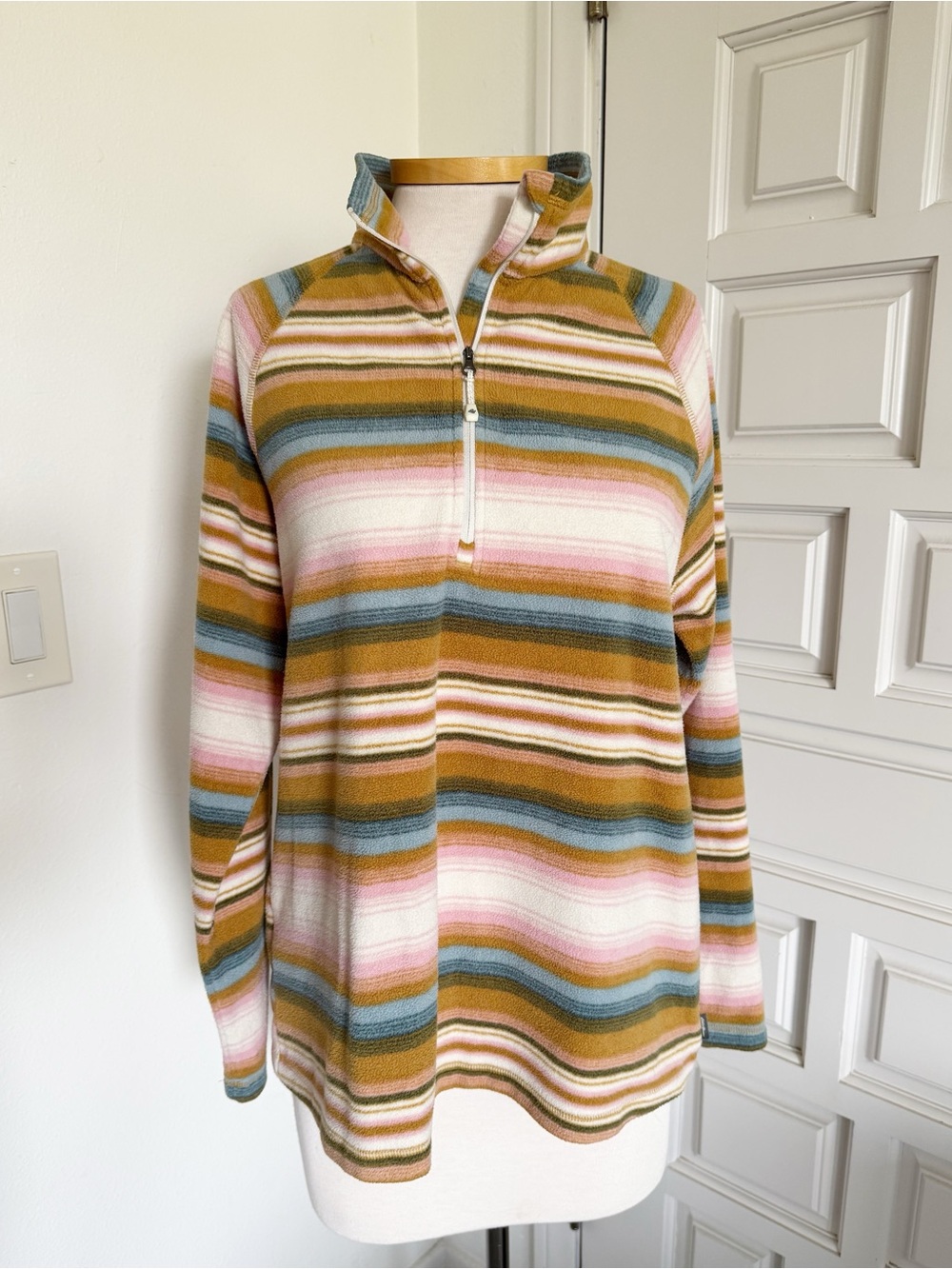 Eddie Bauer Multicolor Striped Half-Zip Pullover Fleece Tan Pink Blue Size Large